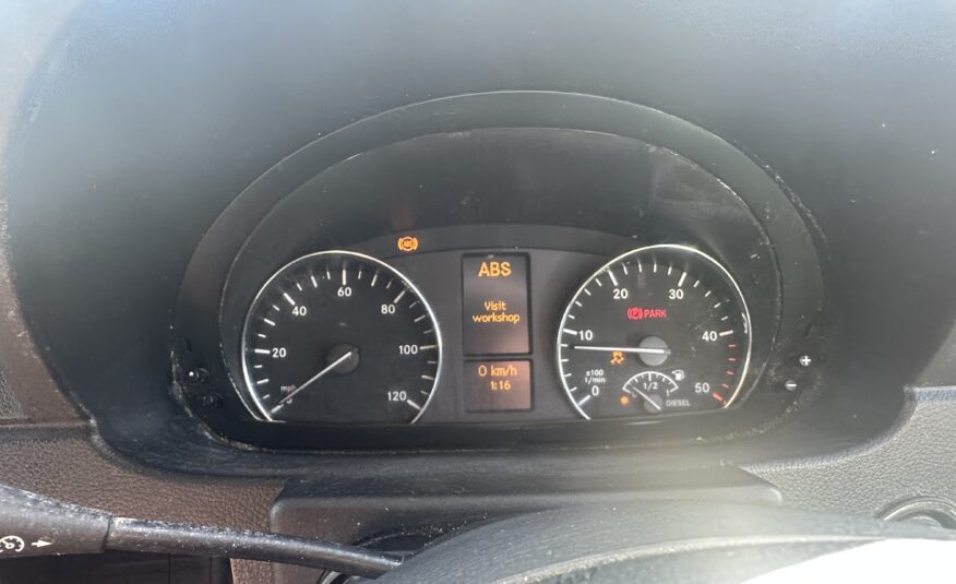2011 Mercedes-Benz Sprinter Sprinter 210 CDI