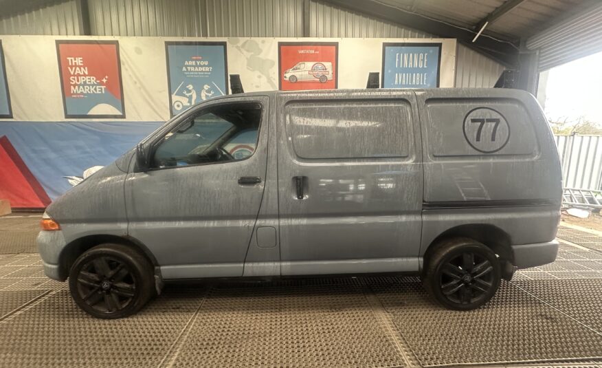 2002 Toyota HIAce HiAce 280 GS