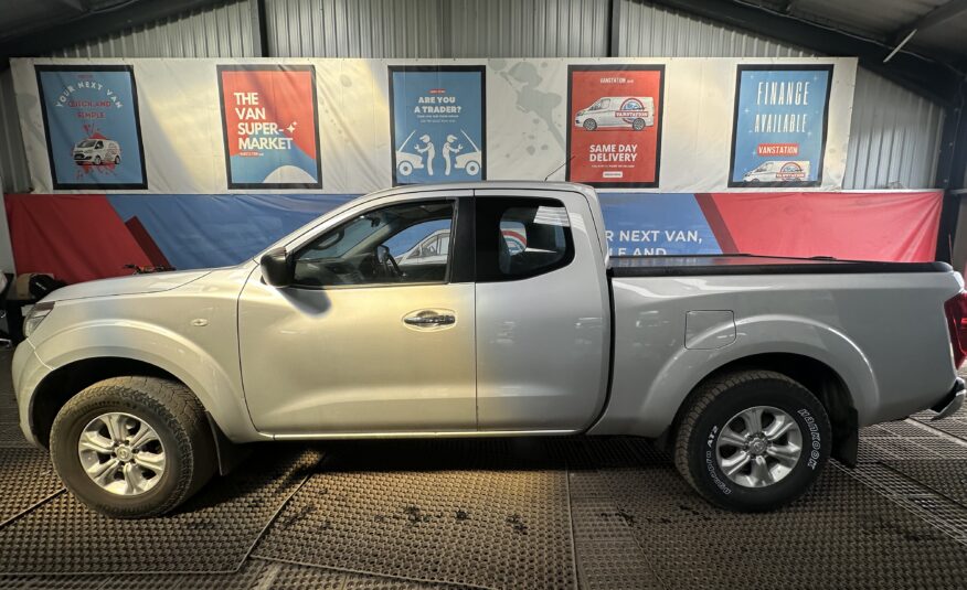 2017 Nissan Navara Navara Acenta dCi