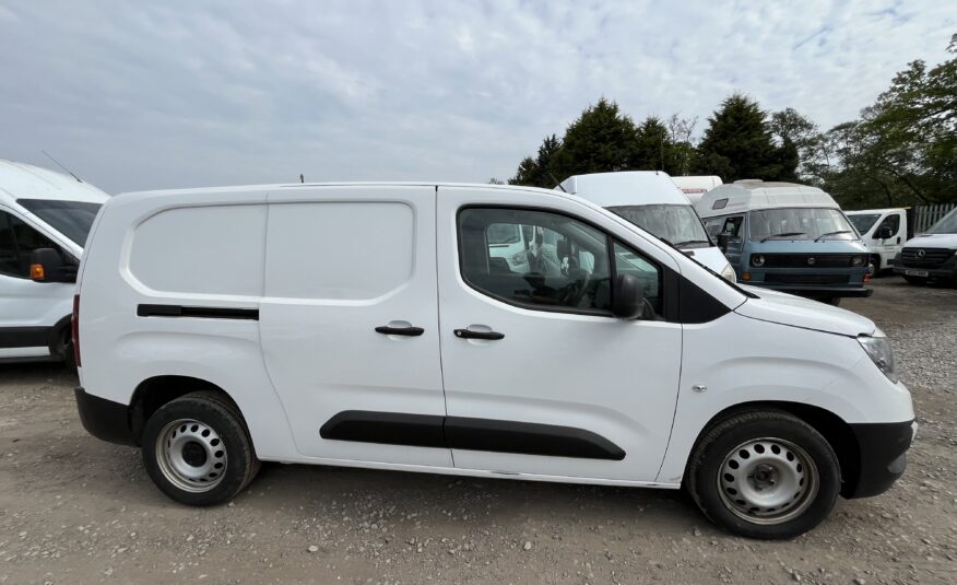 2021 Vauxhall Combo Combo 2300 Edition TD