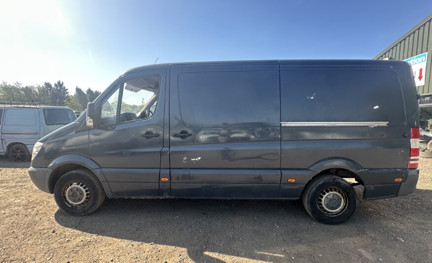 2011 Mercedes-Benz Sprinter Sprinter 210 CDI