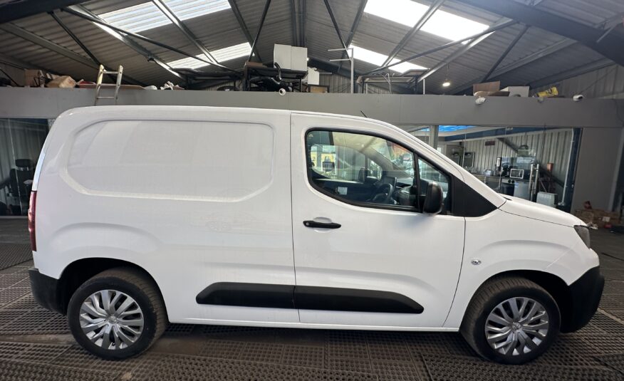 2021 Peugeot Partner Partner Professional Premium Blue HDi