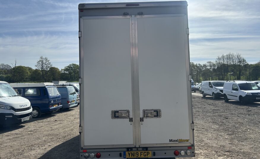 2019 Peugeot Boxer Boxer 335 Blue HDi