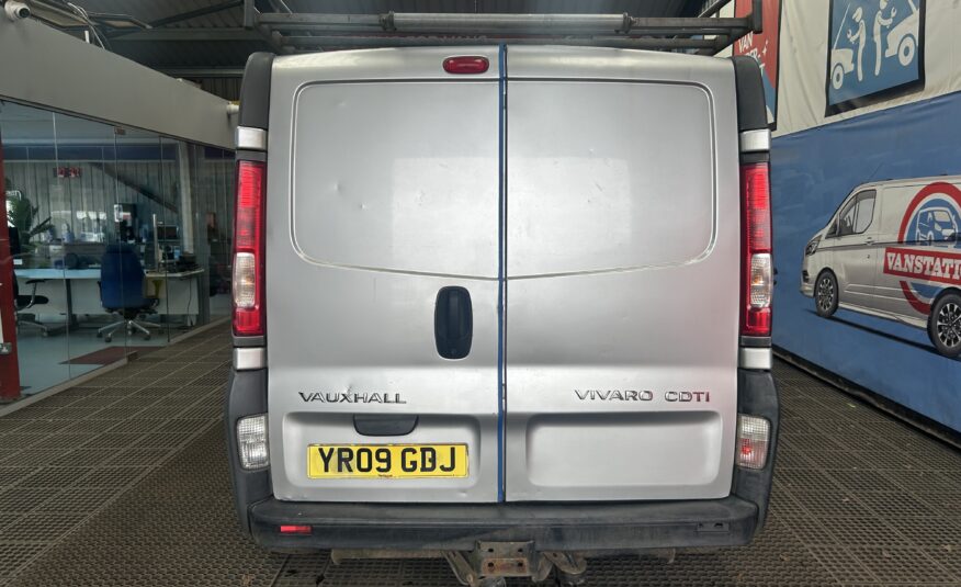 2009 VAUXHALL VIVARO 2900 D/C LWB