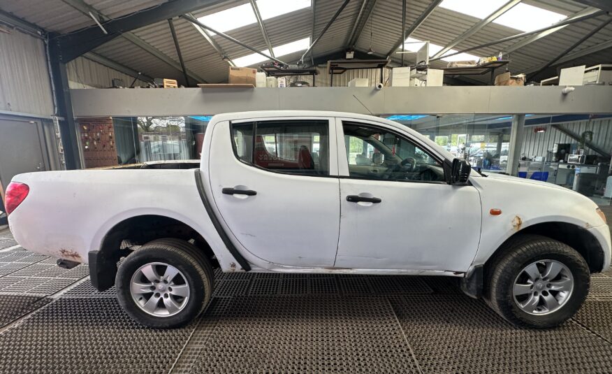 2008 Mitsubishi L200 L200 4Work Double Cab 4WD