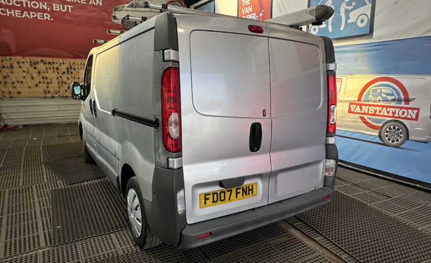 2007 Renault Trafic Trafic SL27+ dCi 115