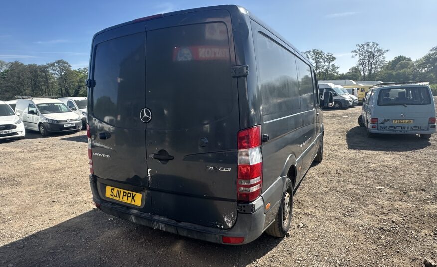 2011 Mercedes-Benz Sprinter Sprinter 210 CDI