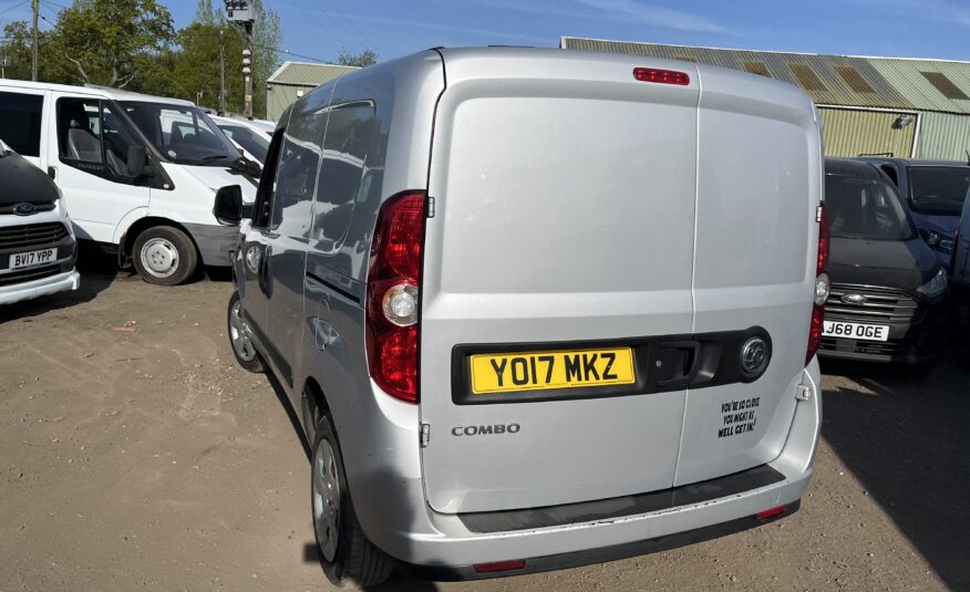 2017 Vauxhall Combo Combo 2000 Sportive CDTi