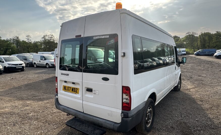 2007 Ford Transit Transit 100 15-Seat RWD