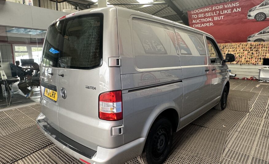2011 Volkswagen Transporter Transporter T28 102 TDI SWB
