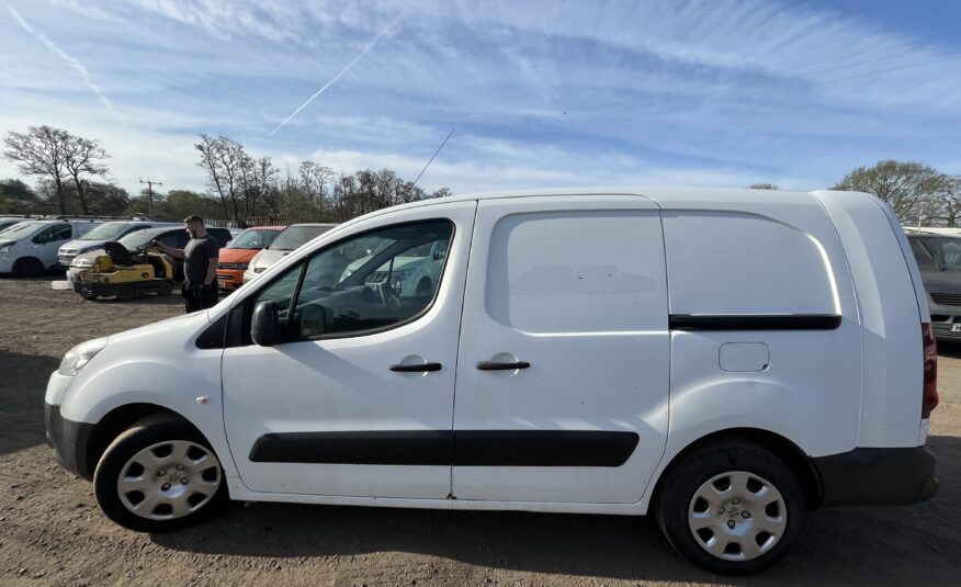2013 Peugeot Partner Partner CRC HDi