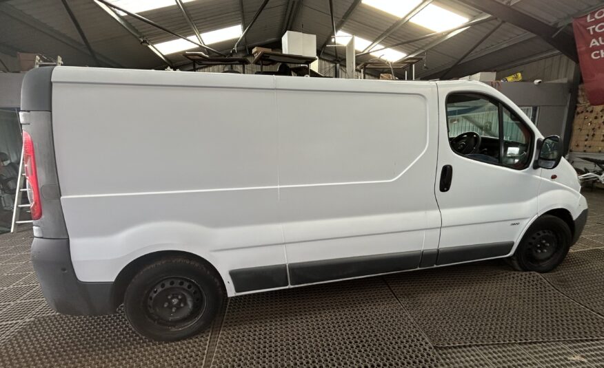 2008 VAUXHALL VIVARO 2900 CDTI LWB