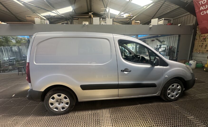 2015 Peugeot Partner Partner 625 Professional HDI