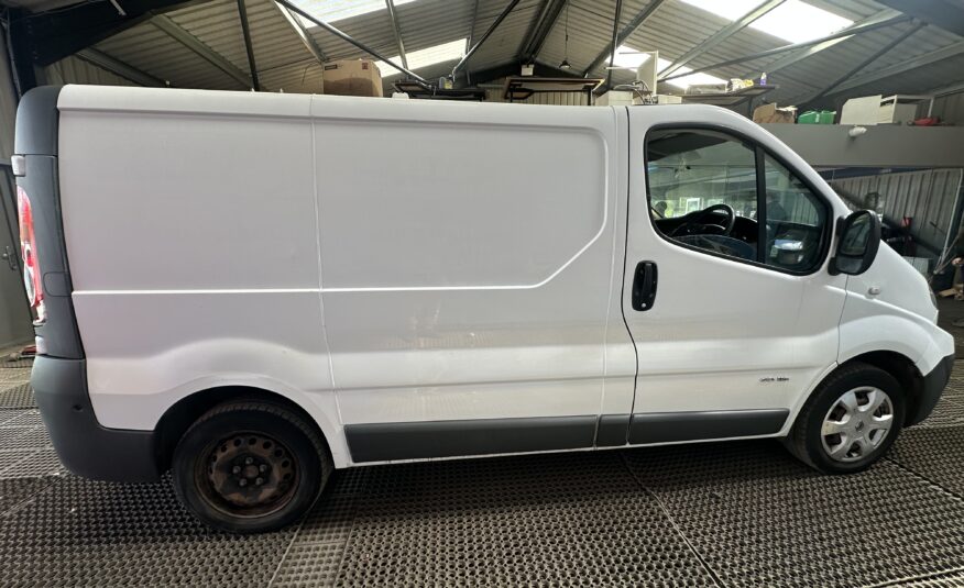 2011 Renault Trafic Trafic SL27 DCI 115