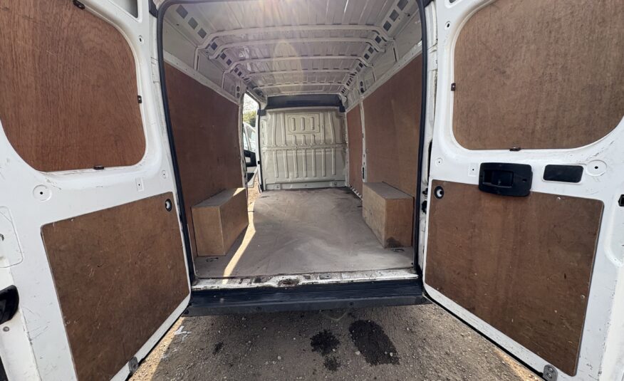 2017 Peugeot Boxer Boxer 335 Professional L3H2 Blue HDi
