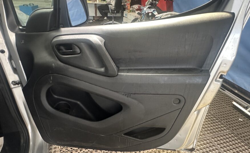 2015 Peugeot Partner Partner 625 Professional HDI