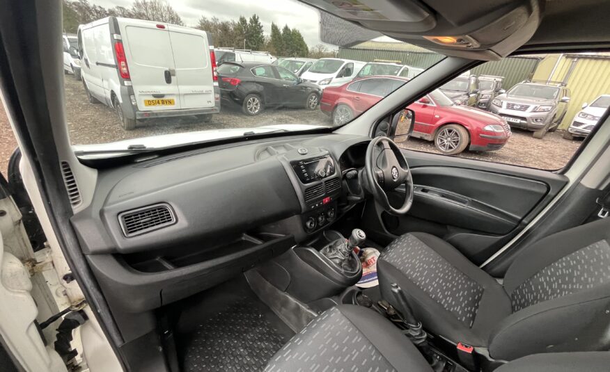 2017 Vauxhall Combo Combo 2300 CDTI S/S