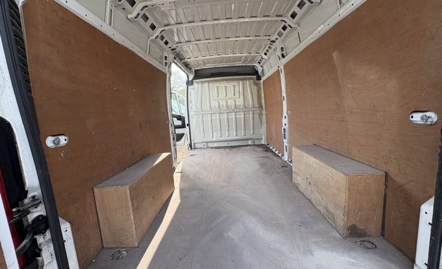 2017 Peugeot Boxer Boxer 335 Professional L3H2 Blue HDi