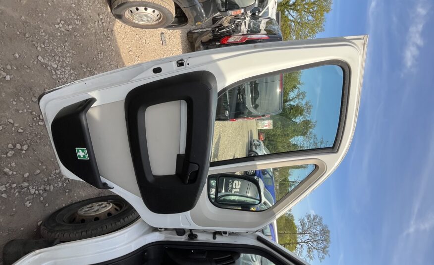 2016 Peugeot Boxer Boxer 335 L3H2 HDI