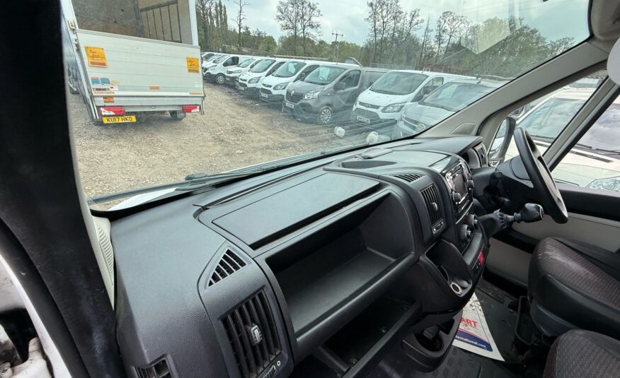 2016 Peugeot Boxer Boxer 335 Professional L3H2 Blue HDi