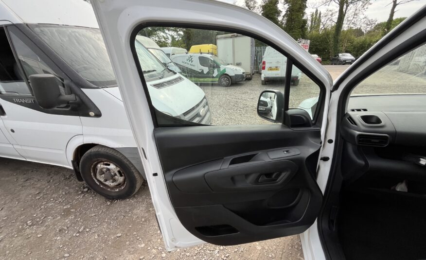2021 Vauxhall Combo Combo 2300 Edition TD