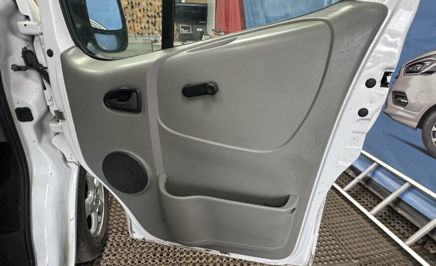 2010 Vauxhall Vivaro Vivaro 2900 Double Cab LWB