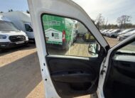 2014 Vauxhall Combo Combo 2000 L1H1 CDTi Sportive