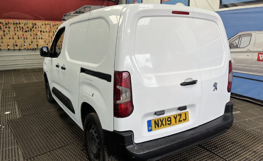 2019 Peugeot Partner Partner Professional L1 Blue HDi