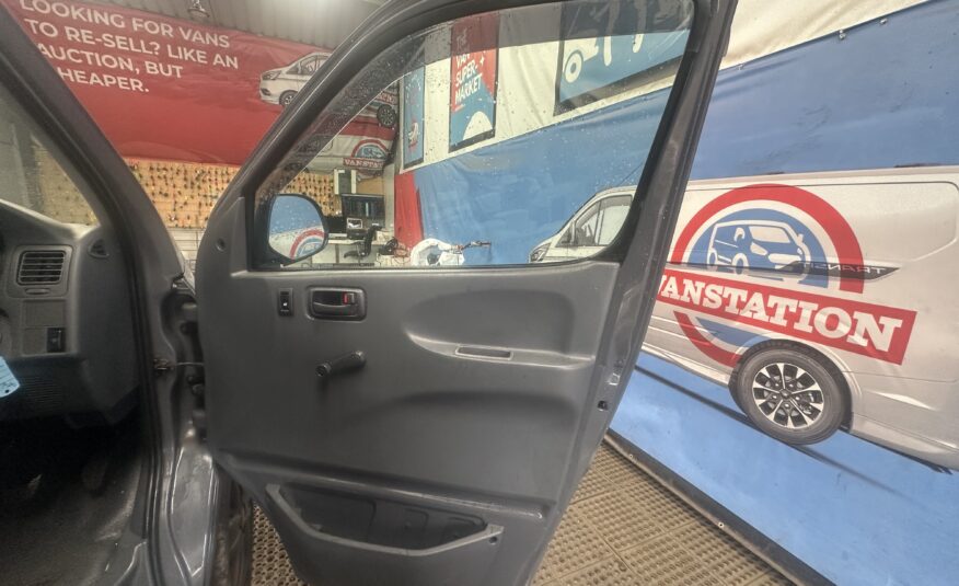2002 Toyota HIAce HiAce 280 GS