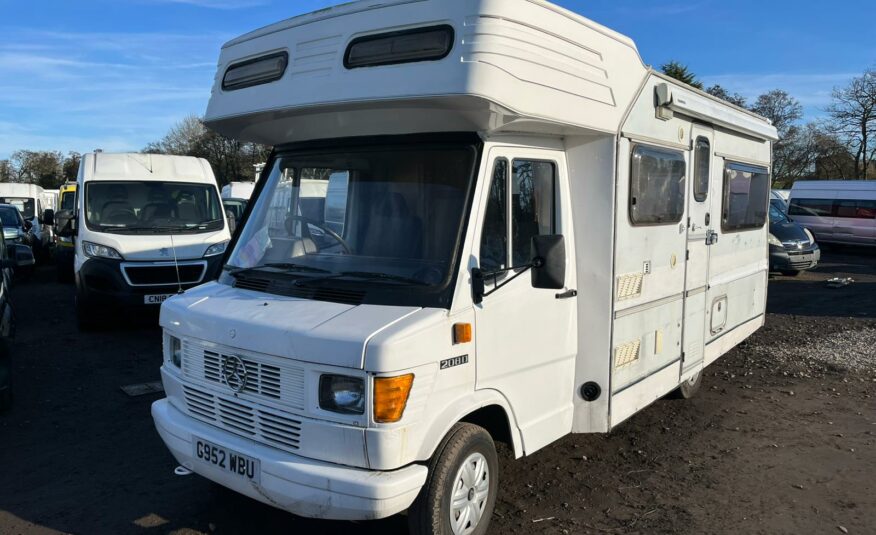 1990 Mercedes-Benz T1 208D
