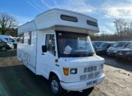 1990 Mercedes-Benz T1 208D
