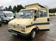 1990 Mercedes-Benz T1 208D
