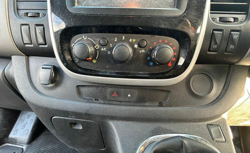 2017 RENAULT TRAFIC LL29 SPORT NAV ENGY DCI
