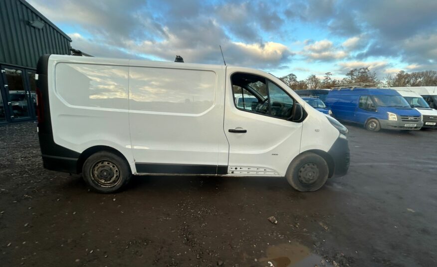2015 VAUXHALL VIVARO 2900 CDTI