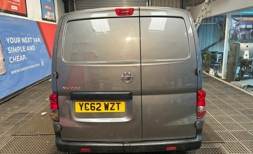2012 NISSAN NV200 SE DCI