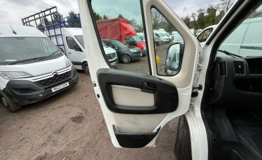 2018 PEUGEOT BOXER 335 PRO L3H2 BLUE HDI