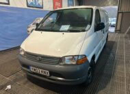 2003 TOYOTA HIACE 300 GS