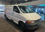 2003 TOYOTA HIACE 300 GS
