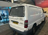2003 TOYOTA HIACE 300 GS