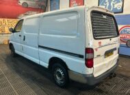2003 TOYOTA HIACE 300 GS