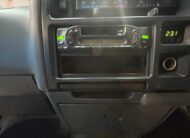 2003 TOYOTA HIACE 300 GS