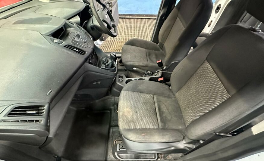 2015 FORD TRANSIT CONNECT 230