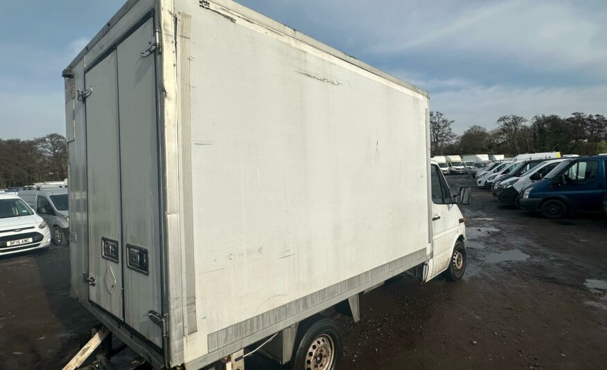 2006 MERCEDES SPRINTER 311 CDI MWB