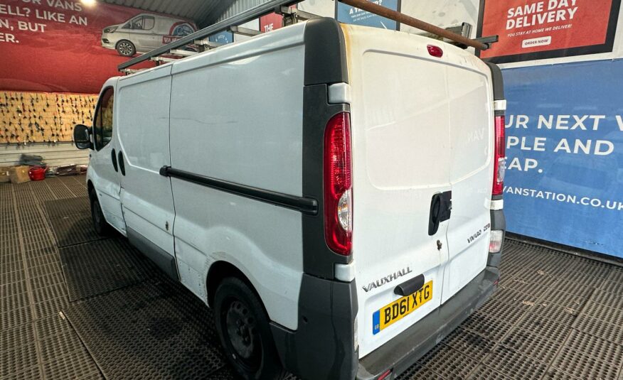 2011 VAUXHALL VIVARO 2900 CDTI 113 LWB