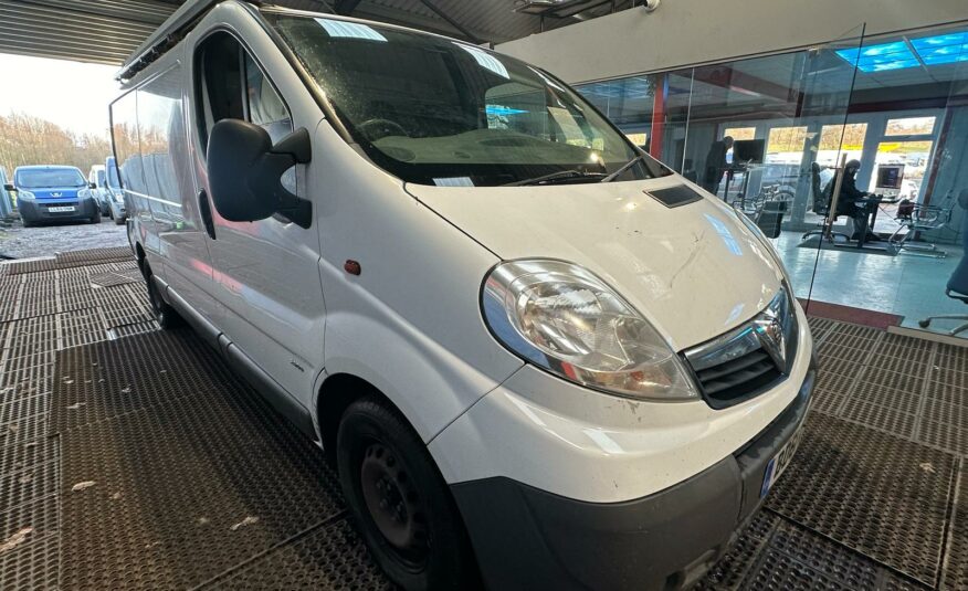 2011 VAUXHALL VIVARO 2900 CDTI 113 LWB