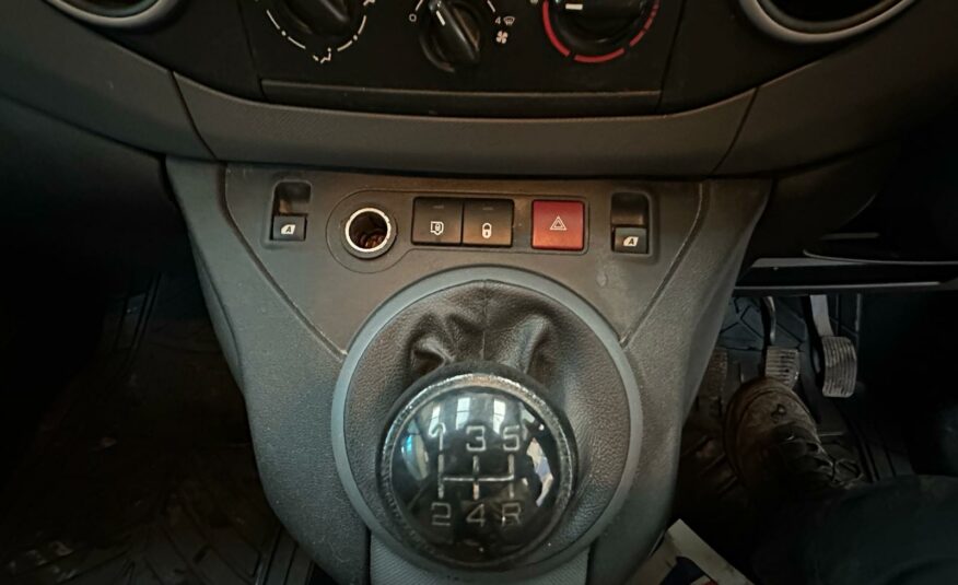 2014 PEUGEOT PARTNER 850 S L1 HDI