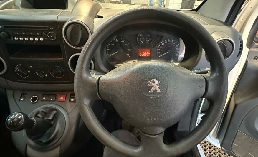 2014 PEUGEOT PARTNER 850 S L1 HDI