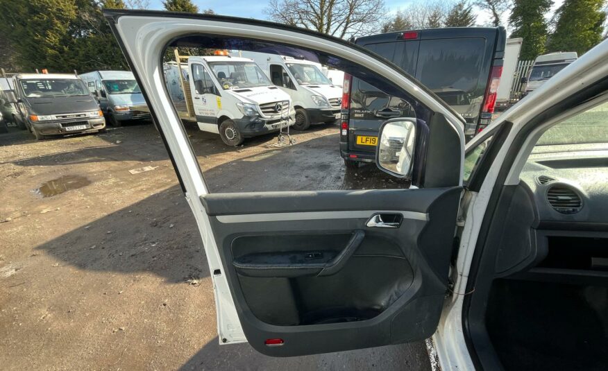 2013 VOLKSWAGEN CADDY MAXI C20 STARTLINE TDIBMT