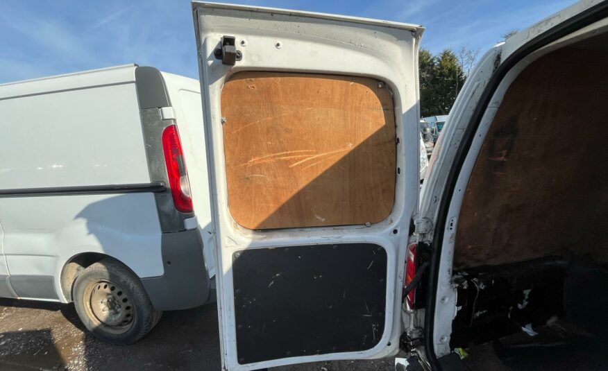 2013 VOLKSWAGEN CADDY MAXI C20 STARTLINE TDIBMT