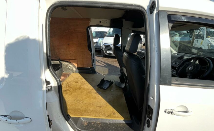 2013 VOLKSWAGEN CADDY MAXI C20 STARTLINE TDIBMT